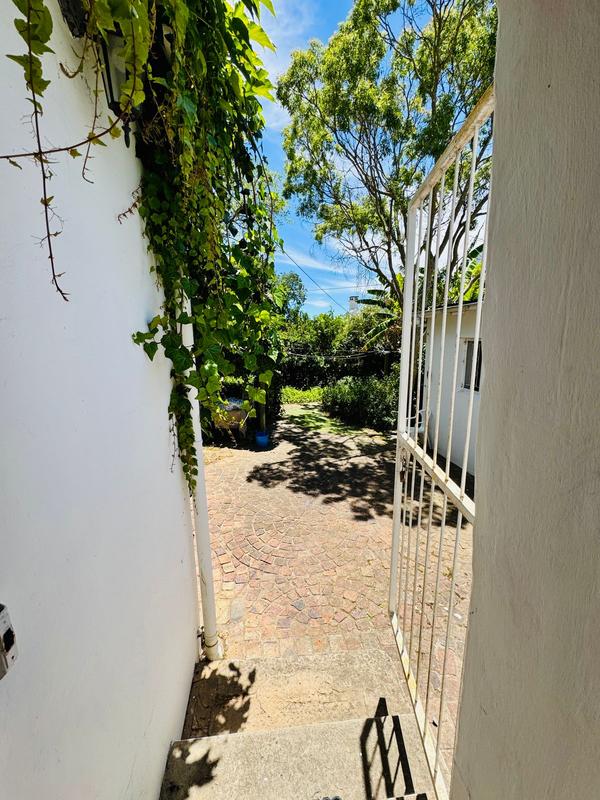 To Let 1 Bedroom Property for Rent in Grahamstown Central Eastern Cape